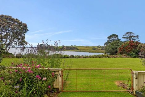 Photo of property in 420 Matakawau Road, Awhitu, Waiuku, 2684