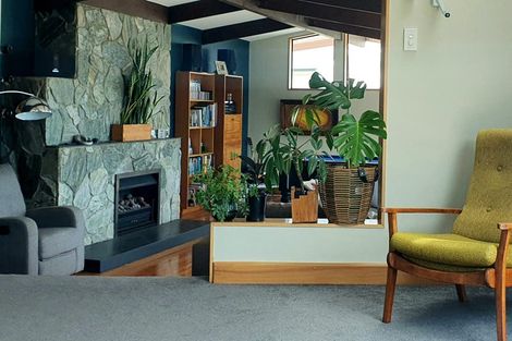 Photo of property in 15 Milton Terrace, Hospital Hill, Napier, 4110