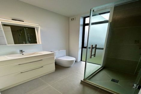 Photo of property in 40d Reeves Road, Pakuranga, Auckland, 2010