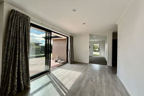 Photo of property in 54 Grayshott Avenue, Casebrook, Christchurch, 8051