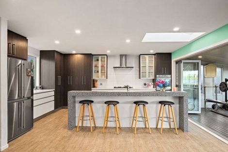 Photo of property in 40 Hartley Terrace, Massey, Auckland, 0614