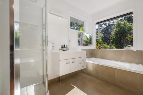 Photo of property in 7 Brussells Place, Birkenhead, Auckland, 0626