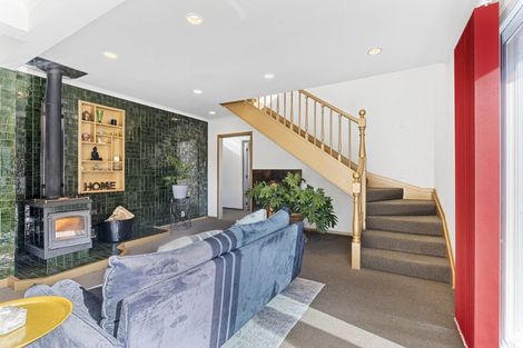 Photo of property in 105 Vivian Street, New Plymouth, 4310