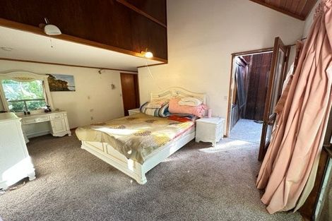 Photo of property in 48 Cheriton Road, Mellons Bay, Auckland, 2014
