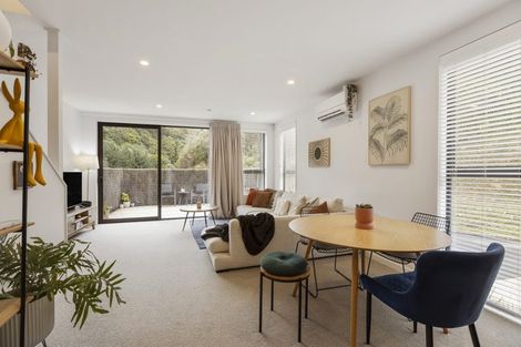 Photo of property in 57 Rua Kai Way, Brooklyn, Wellington, 6021
