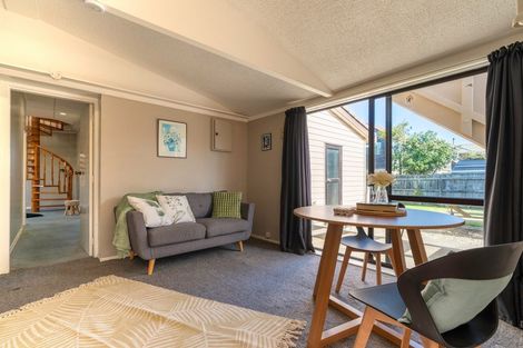 Photo of property in 4 Scott Avenue, Otaki Beach, Otaki, 5512