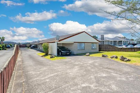 Photo of property in 407 West Coast Road, Glen Eden, Auckland, 0602