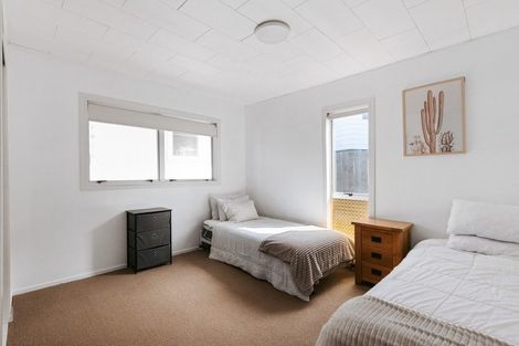Photo of property in 1126 Papamoa Beach Road, Papamoa Beach, Papamoa, 3118
