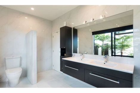 Photo of property in 10 Cochrane Drive, Kerikeri, 0230