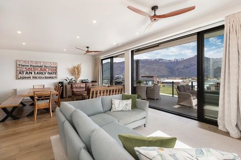 Photo of property in 48 Farrant Drive, Wanaka, 9305