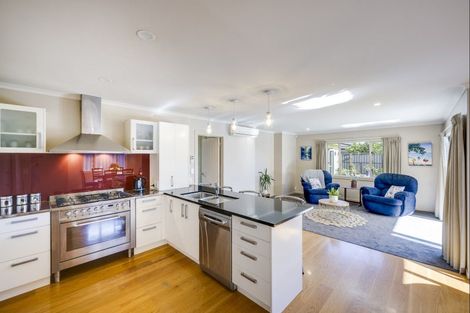 Photo of property in 6 Palliser Place, Poraiti, Napier, 4112