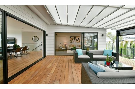 Photo of property in 110 Arran Point Parade, Orewa, 0931
