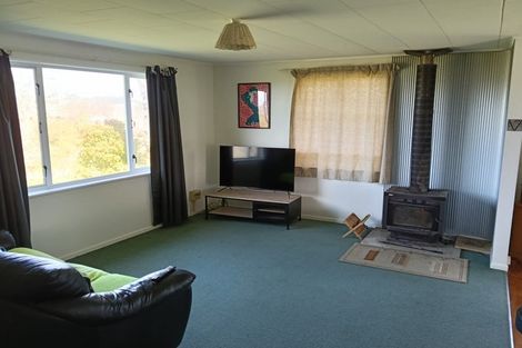 Photo of property in 16 Mamaku Road, Tasman, Upper Moutere, 7173