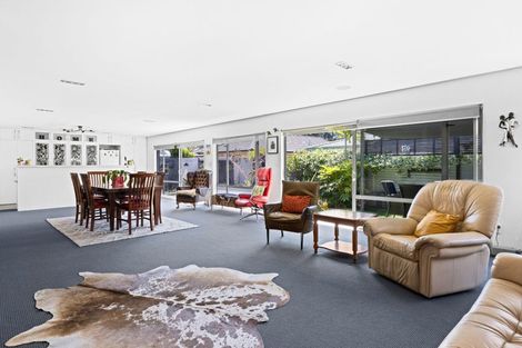 Photo of property in 6 Park Road, Greenmeadows, Napier, 4112