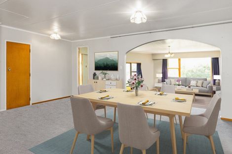 Photo of property in 5 Phillips Place, Havelock North, 4130