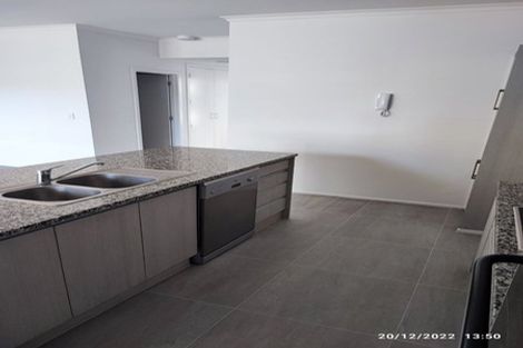 Photo of property in 7/11 Carlos Drive, Flat Bush, Auckland, 2016