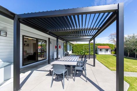 Photo of property in 1 Beveridge Place, Greenmeadows, Napier, 4112