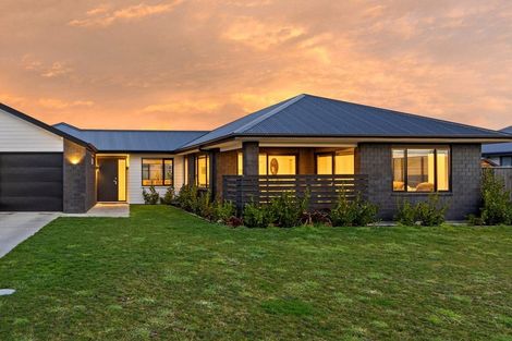 Photo of property in 15 Lanner Drive, Rolleston, 7615