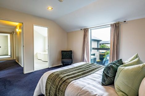Photo of property in 496c Barbadoes Street, Edgeware, Christchurch, 8013