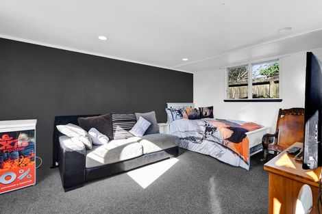 Photo of property in 73 Rewa Street, Inglewood, 4330