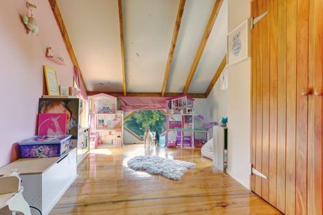 Photo of property in 235 No 2 Line, Okoia, Whanganui, 4572