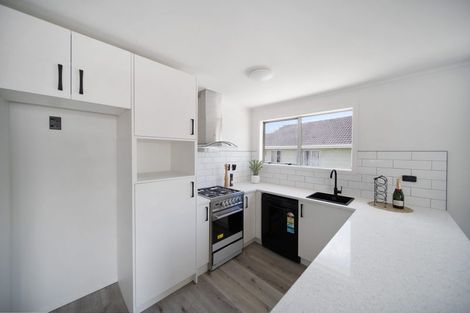 Photo of property in 5 Mikasa Place, Mangere, Auckland, 2022