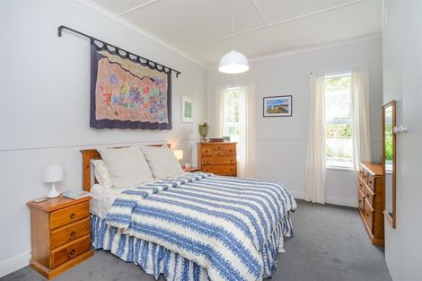 Photo of property in 30 Signal Street, Marton, 4710