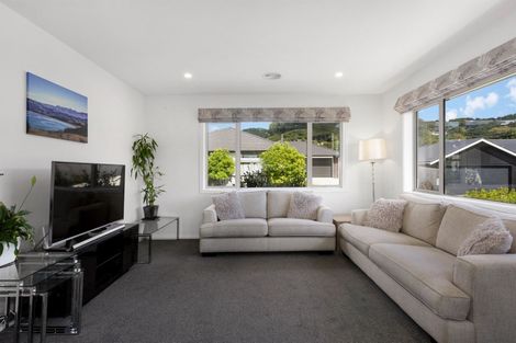Photo of property in 9 Leadline Place, Whitby, Porirua, 5024