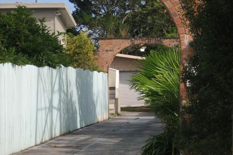 Photo of property in 144 Lynwood Road, New Lynn, Auckland, 0600