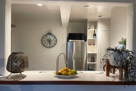 Photo of property in 53 Tainui Road, Titirangi, Auckland, 0604