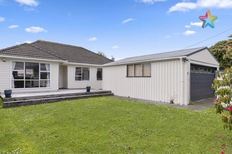 Photo of property in 10 Hunt Street, Wainuiomata, Lower Hutt, 5014