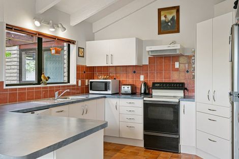 Photo of property in 12 Golders Place, Richmond Heights, Taupo, 3330