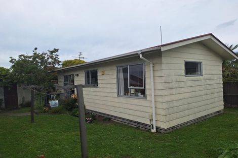 Photo of property in 746 Main North Road, Belfast, Christchurch, 8051