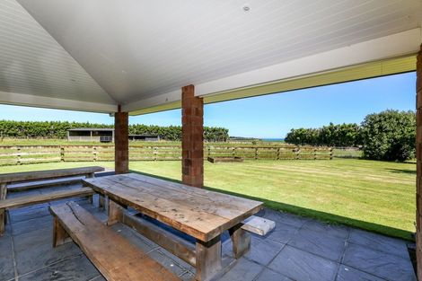 Photo of property in 939 Main North Road, Onaero, Waitara, 4383