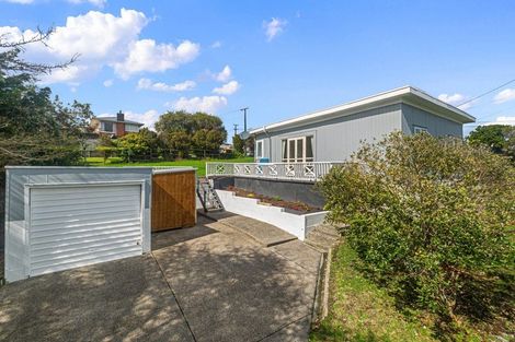 Photo of property in 33 Porter Crescent, Helensville, 0800