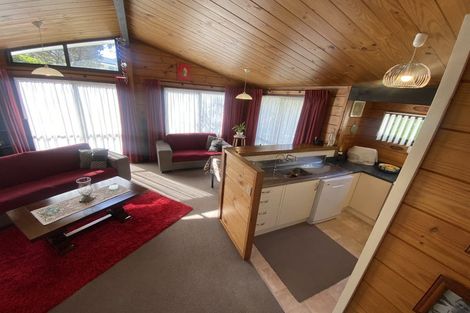 Photo of property in 8 Tiverton Crescent, Whalers Gate, New Plymouth, 4310