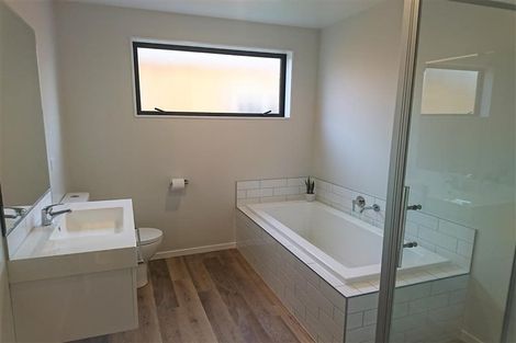 Photo of property in 50 Mount Linton Avenue, Wanaka, 9305