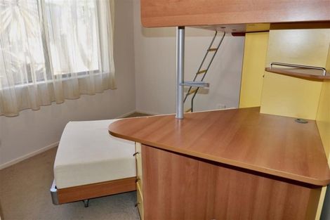 Photo of property in 11 Cognac Place, Henderson, Auckland, 0612