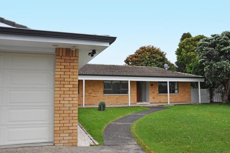 Photo of property in 11 Manuka Street, Orewa, 0931