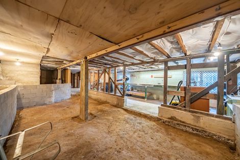 Photo of property in 12 Glenside Road, Glenside, Wellington, 6037