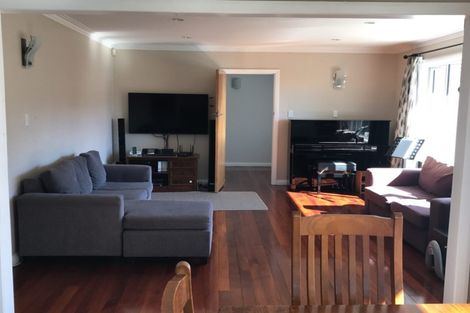 Photo of property in 3 Pembroke Street, Tawa, Wellington, 5028