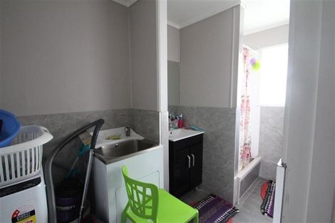 Photo of property in 1/735 Massey Road, Mangere, Auckland, 2022