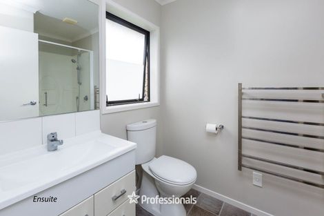 Photo of property in 30 Hildreth Street, Trentham, Upper Hutt, 5018