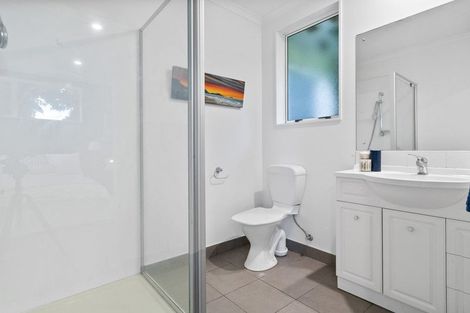 Photo of property in 27 The Track, Takanini, 2112