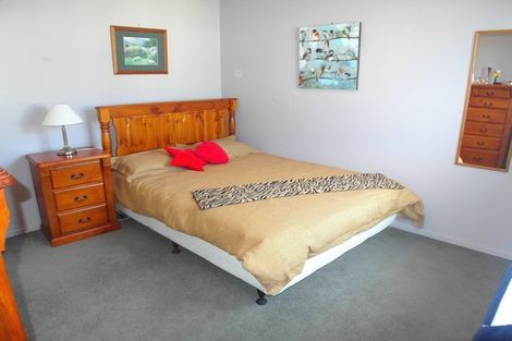 Photo of property in 42c Picton Avenue, Riccarton, Christchurch, 8011