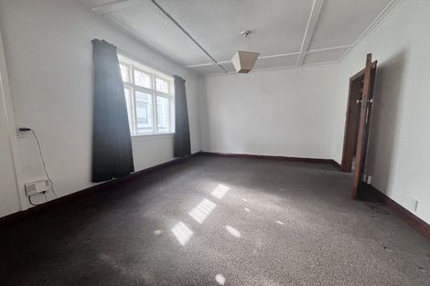 Photo of property in 43 Herald Street, Berhampore, Wellington, 6023
