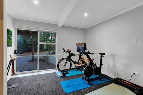 Photo of property in 9 Bronte Place, Whalers Gate, New Plymouth, 4310
