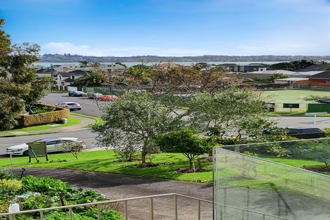 Photo of property in 18b Devon Road, Bucklands Beach, Auckland, 2012
