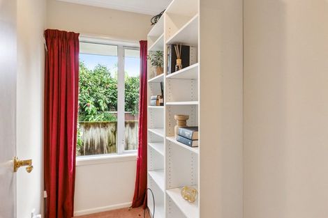 Photo of property in 3a Iti Grove, Waikanae, 5036