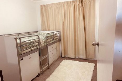 Photo of property in 11 Te Kiteroa Grove, Churton Park, Wellington, 6037